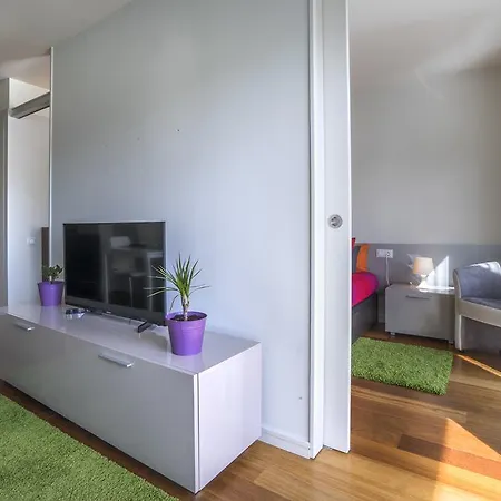 Апартаменты Stayingirona.apartments Жирона