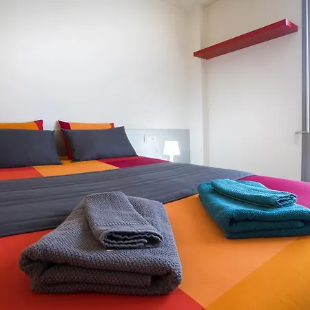 Stayingirona.apartments Апартаменты Жирона